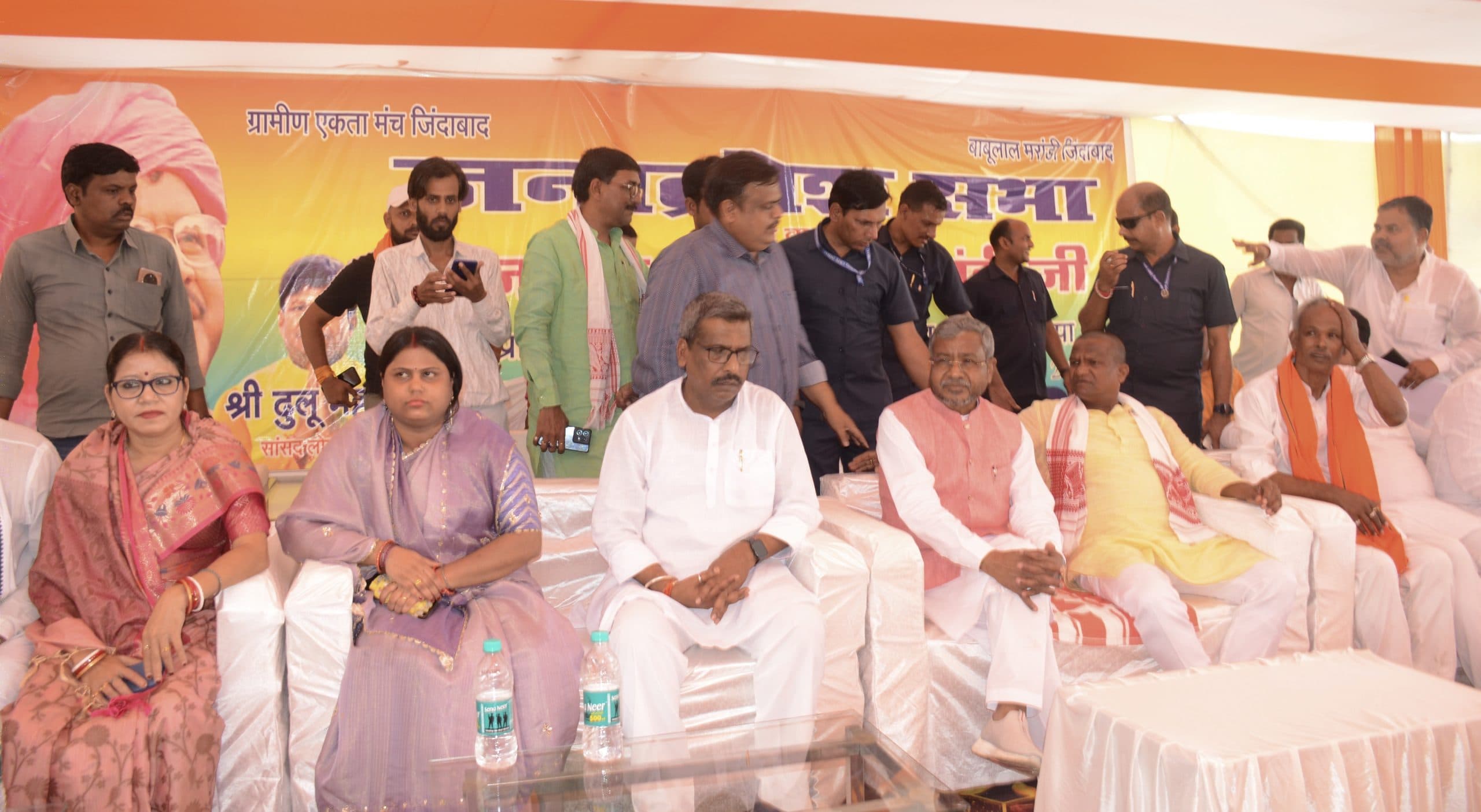 Dhanbad News: जुल्म करने वालों को जनता गांव से खदेड़ दे : बाबूलाल