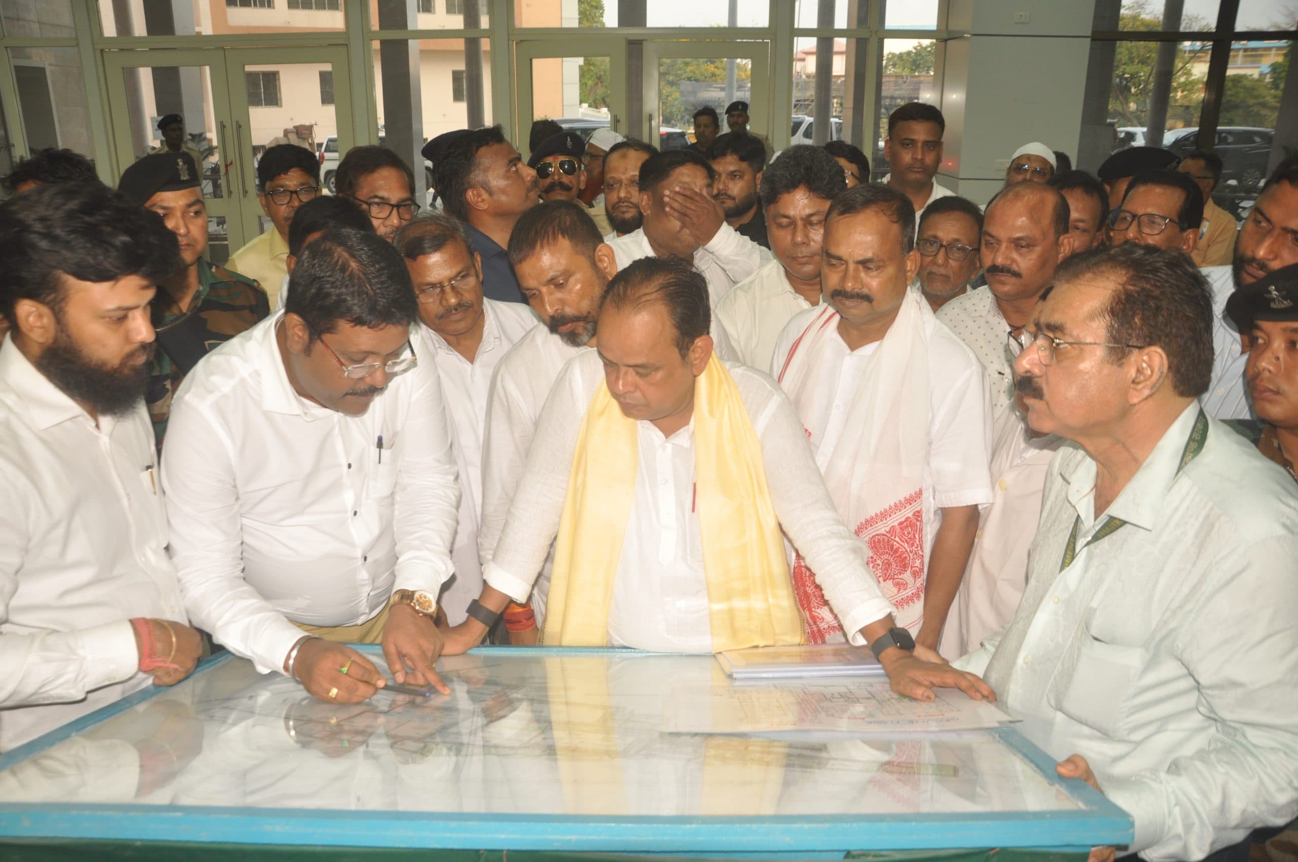 Jamshedpur News : लगता है बिना प्लानिंग के ही बना दिया अस्पताल : डॉ इरफान अंसारी