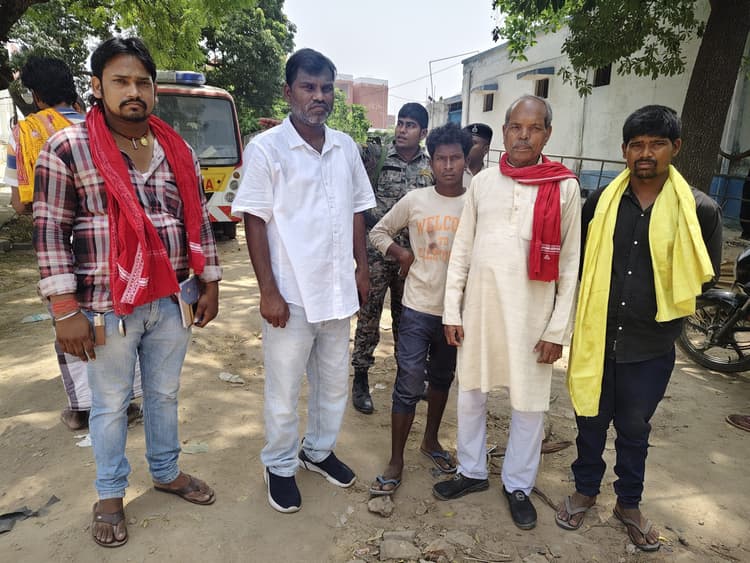 ट्रक व ऑटो की सीधी भिड़ंत में एक की मौत, दो जख्मी