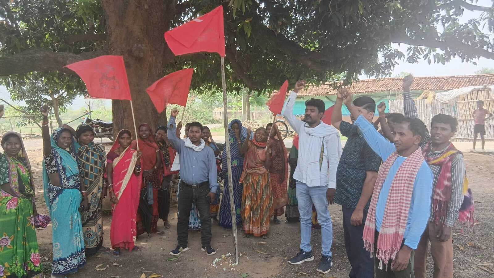 भाकपा माले कार्यकर्ताओं ने मनाया पार्टी की स्थापना दिवस