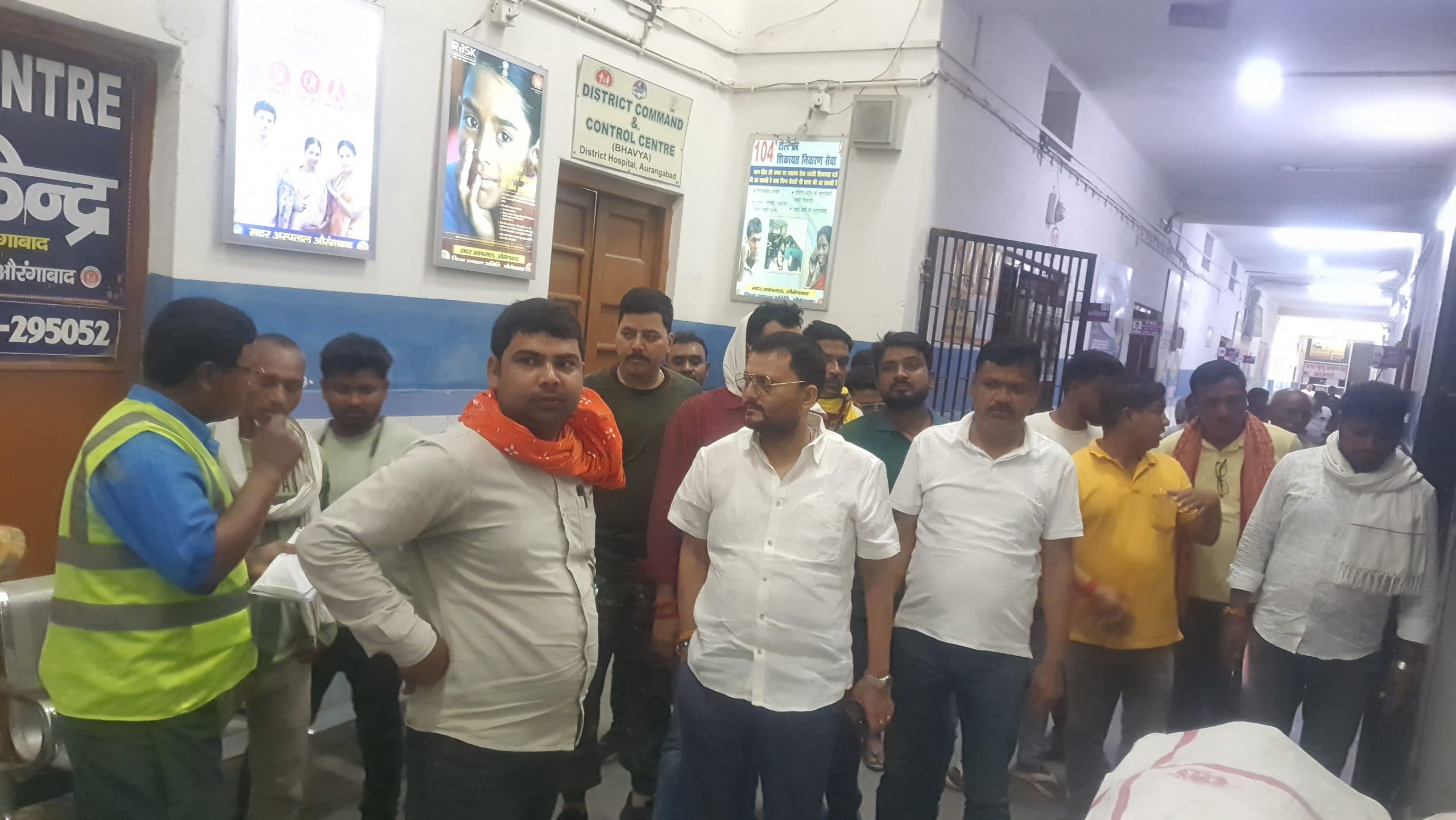 Aurangabad News : ट्रक ने बाइक सवारों को रौंदा, दो युवक की मौत