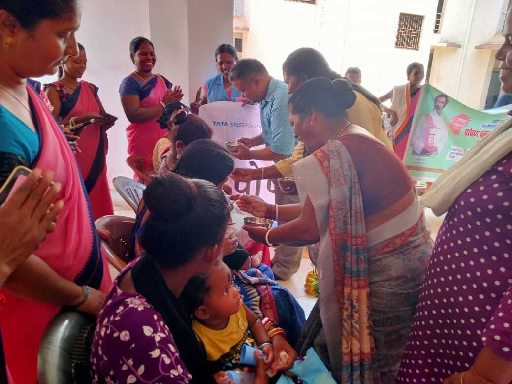 Chaibasa News : नोवामुंडी बाल विकास सभागार में मना पोषण पखवाड़ा