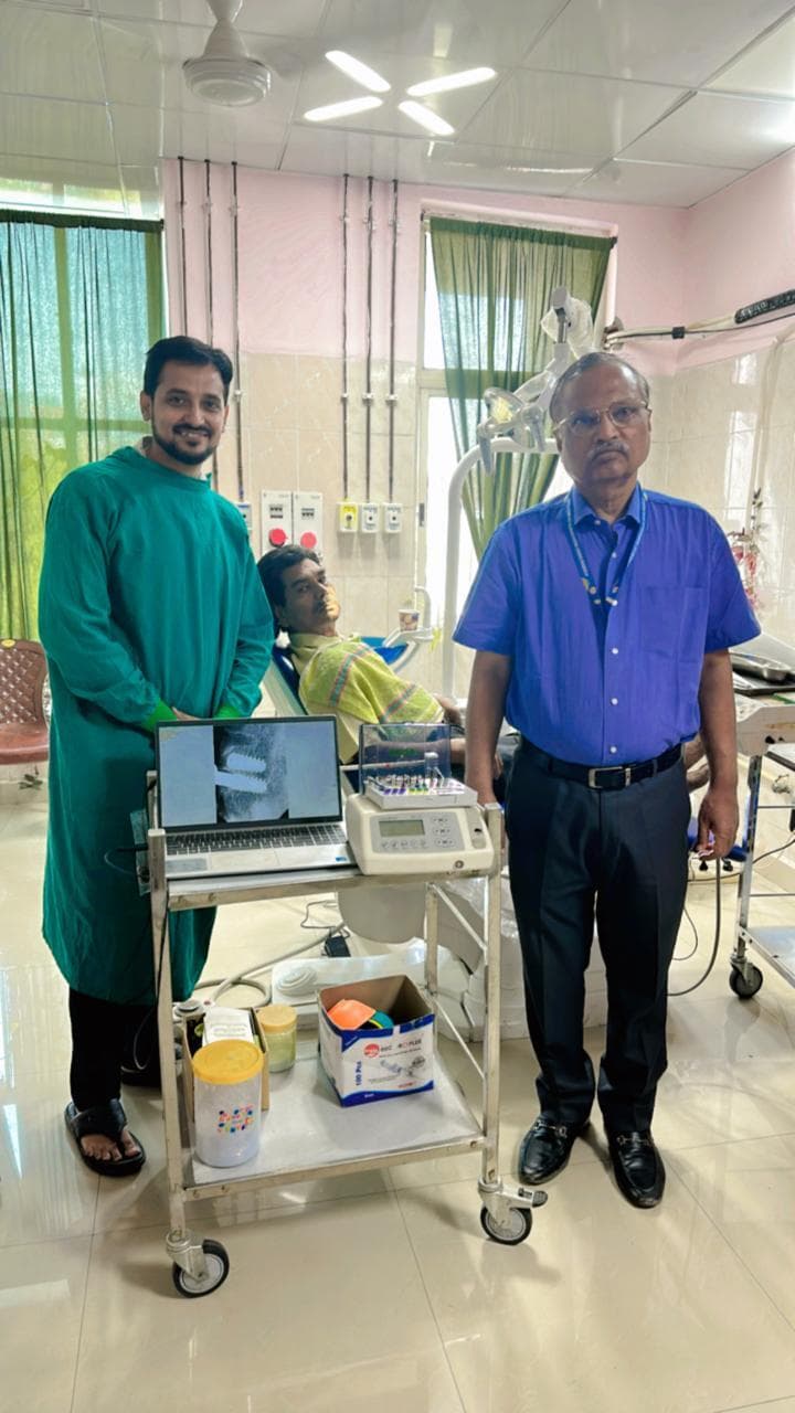 Ranchi News : सदर अस्पताल में पहली बार मरीज का हुआ डेंटल इम्प्लांट