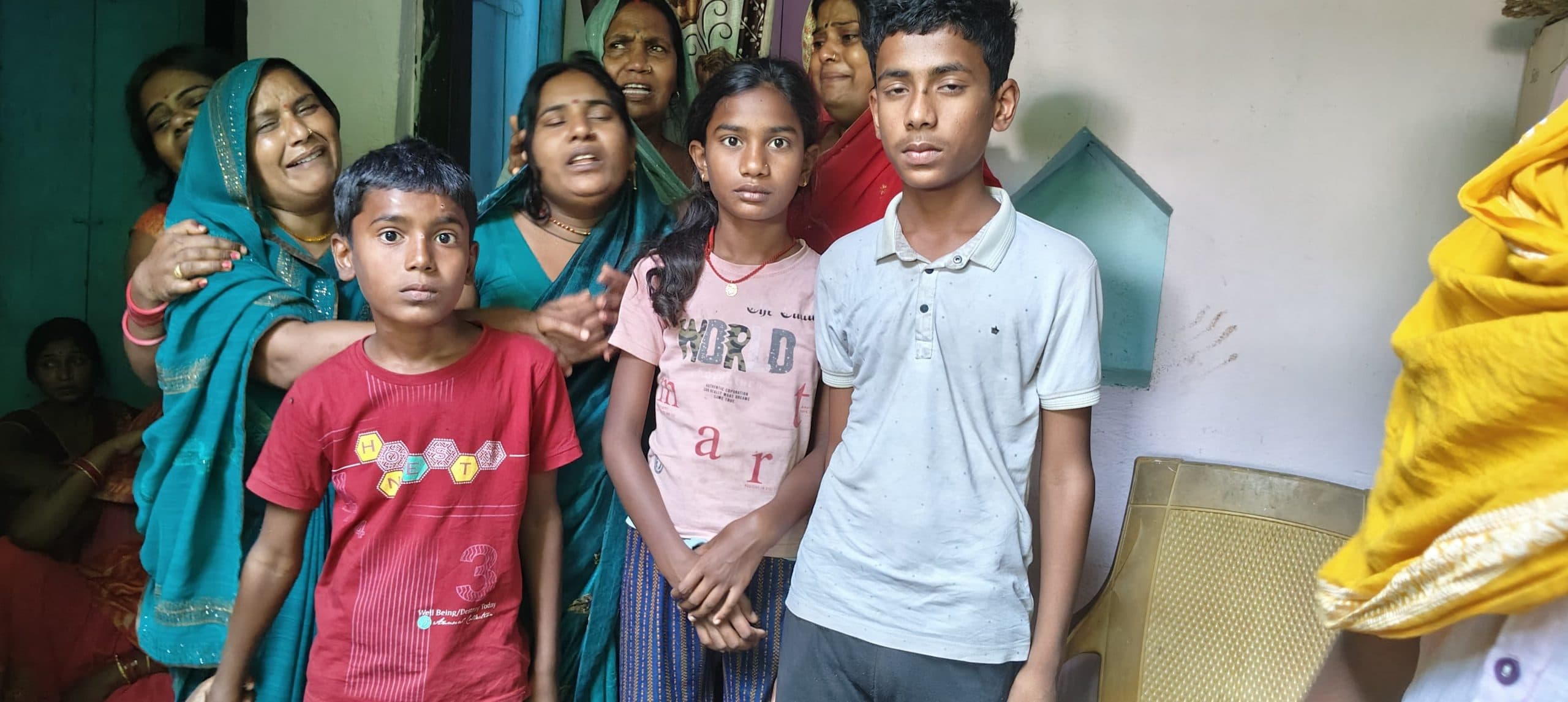 प्रेशर बम से घायल चेनारी के सीआरपीएफ जवान की मौत