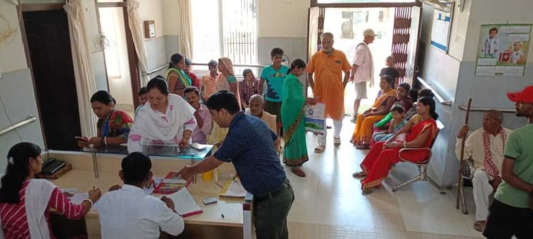 विशेष परीक्षण शिविर में 53 दिव्यांग चयनित