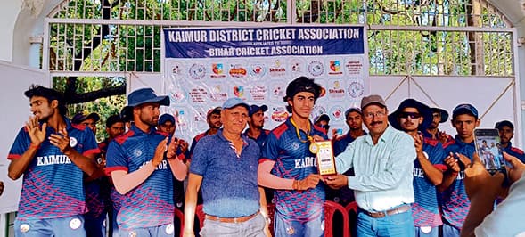 रणधीर वर्मा अंडर-19 ट्रॉफी में गया और कैमूर की जीत