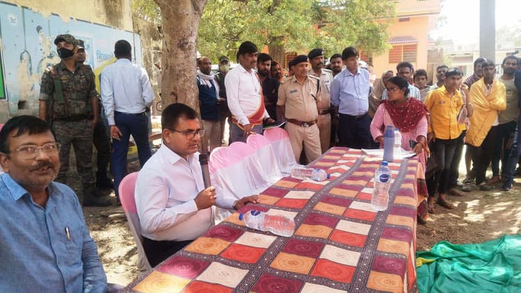 संवाद कार्यक्रम में महिलाओं ने साझा किये अनुभव