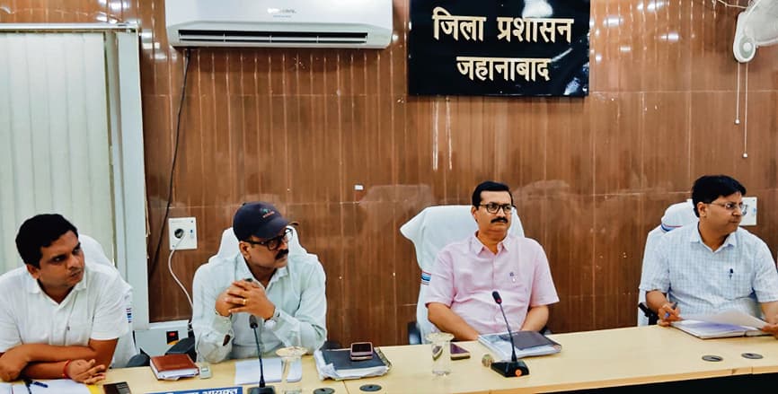 Jehanabad : दरधा नदी व संगम घाट को स्वच्छ रखने के लिए कराएं साफ-सफाई : डीडीसी