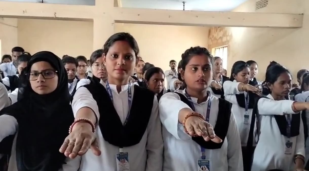 Giridh News :सुभाष बीएड कालेज में सभी ने ली जल संरक्षण की शपथ