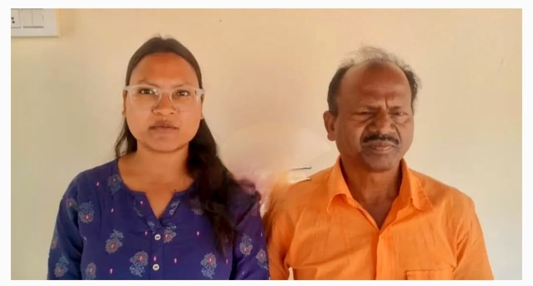 Giridh News :जन्म-प्रमाणपत्र ऑनलाइन कराने के लिए बाबूलाल मरांडी की भतीजी से मांगे 5000 रुपये