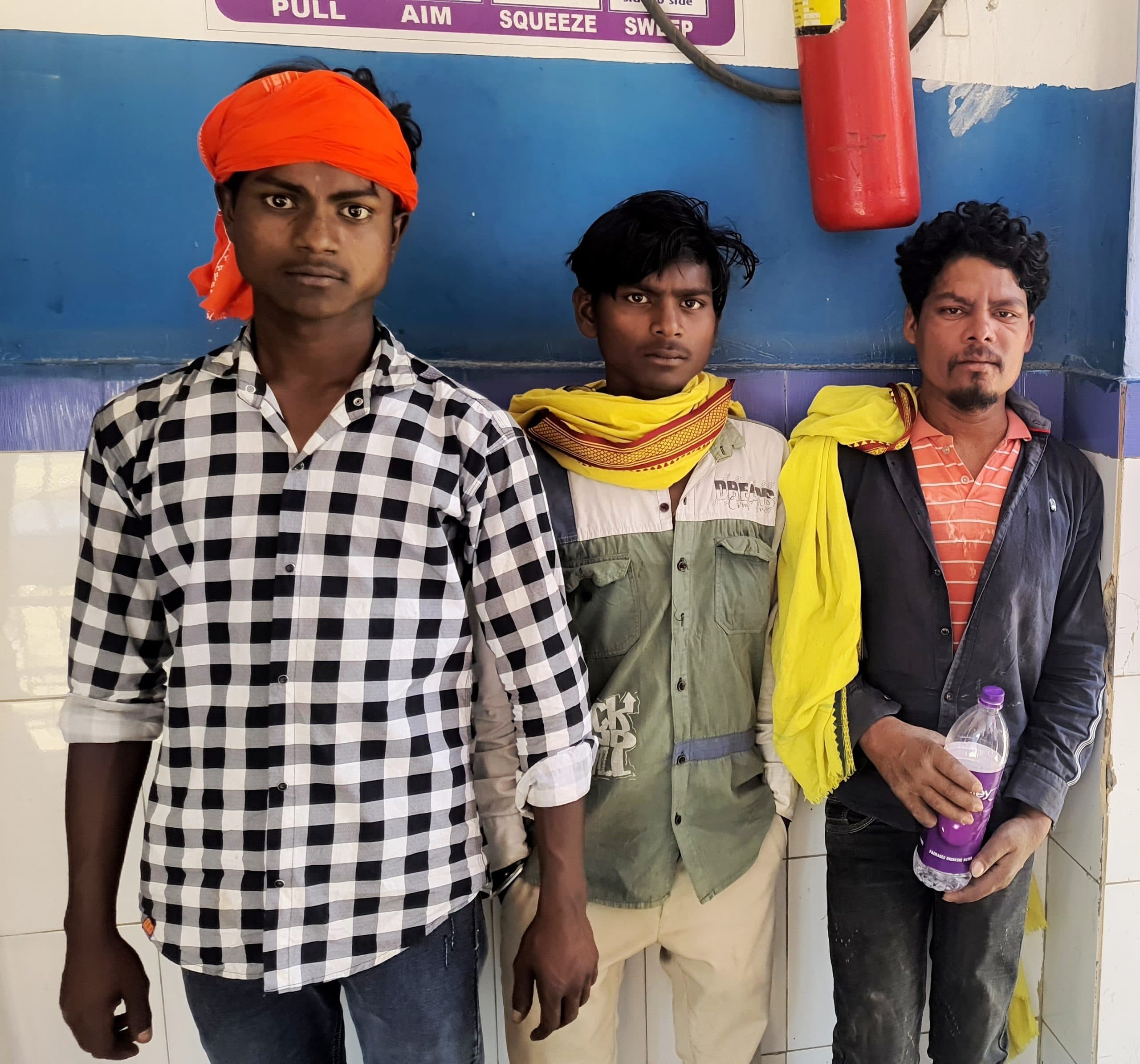 प्रेमी के साथ मिलकर पति की टांगी से काटकर की हत्या