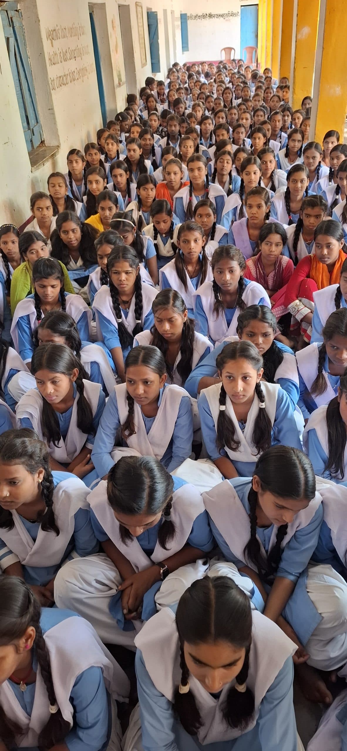 Giridih News :सावधानी ही साइबर क्राइम से बचाव का उपाय : रवींद्र