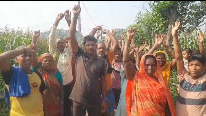 सड़क के लिए तरस रहा जागेश्वर टोला