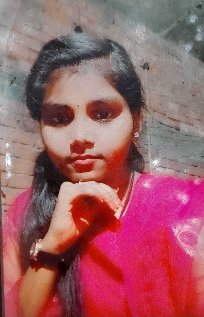 शादी की खुशियां मातम में बदली, हर्ष फायरिंग में युवती की मौत