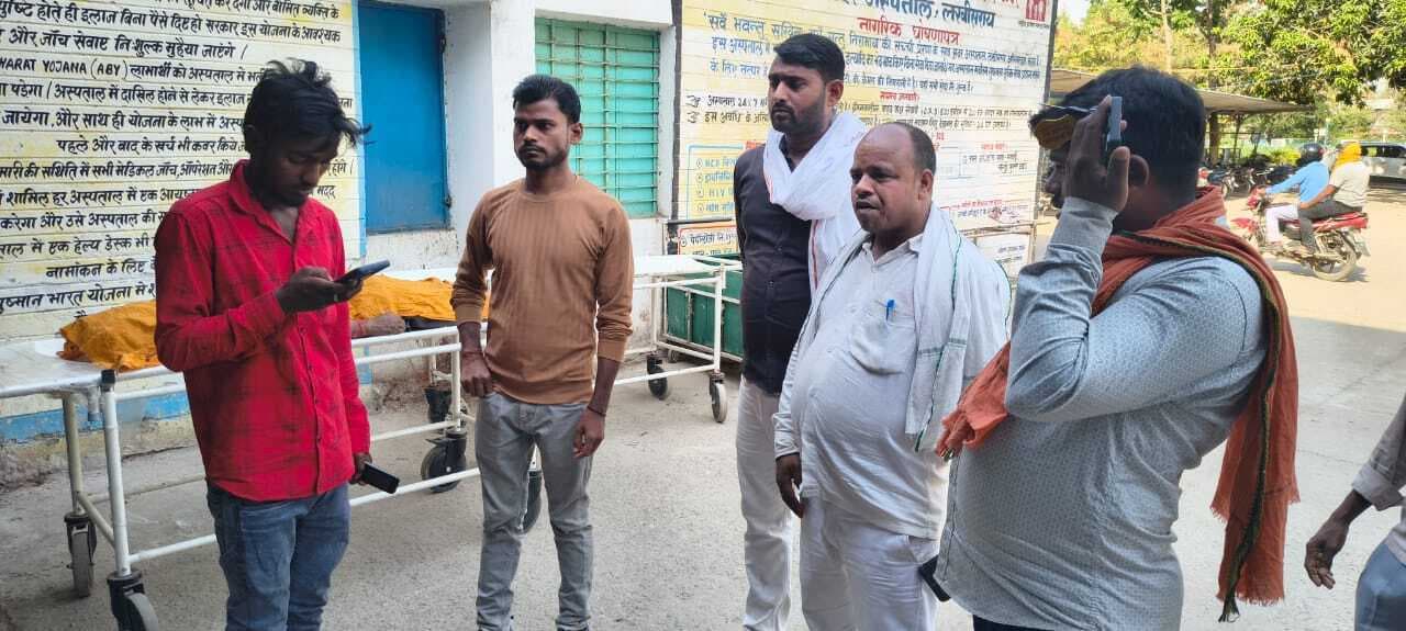 जुगाड़ गाड़ी व ऑटो में टक्कर, ऑटो चालक की मौत