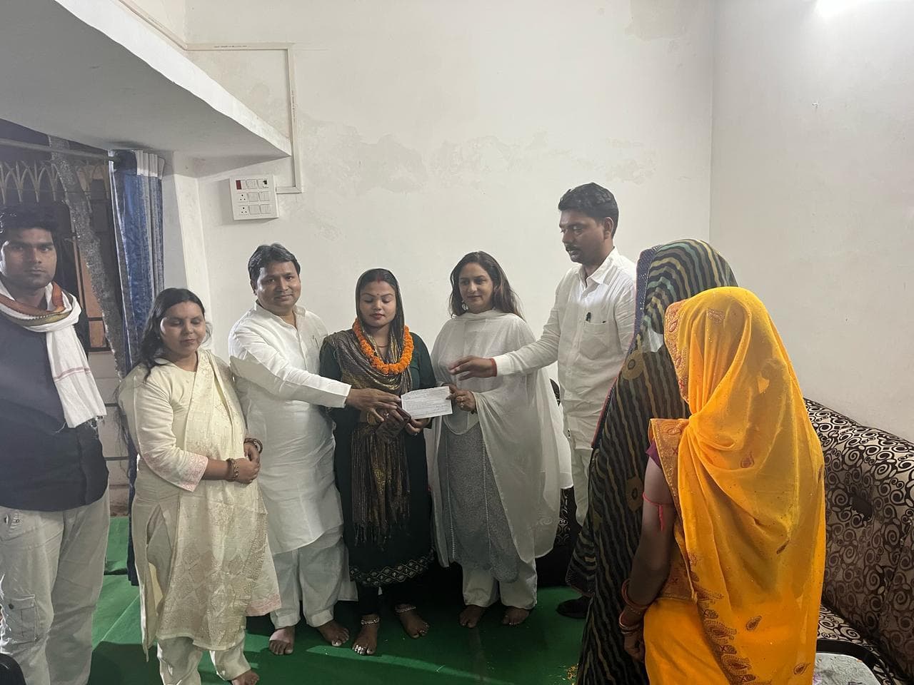 जन आक्रोश चौपाल का दिखने लगा असर, कई लोगों ने ली कांग्रेस की सदस्यता