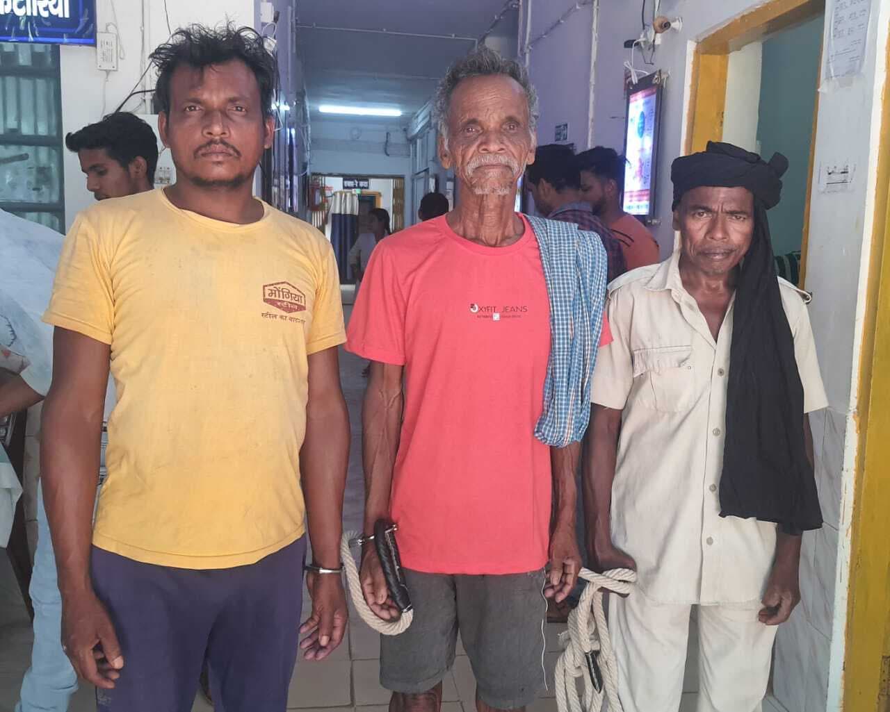 सुईया के मलटरिया गांव से दो वारंटी गिरफ्तार