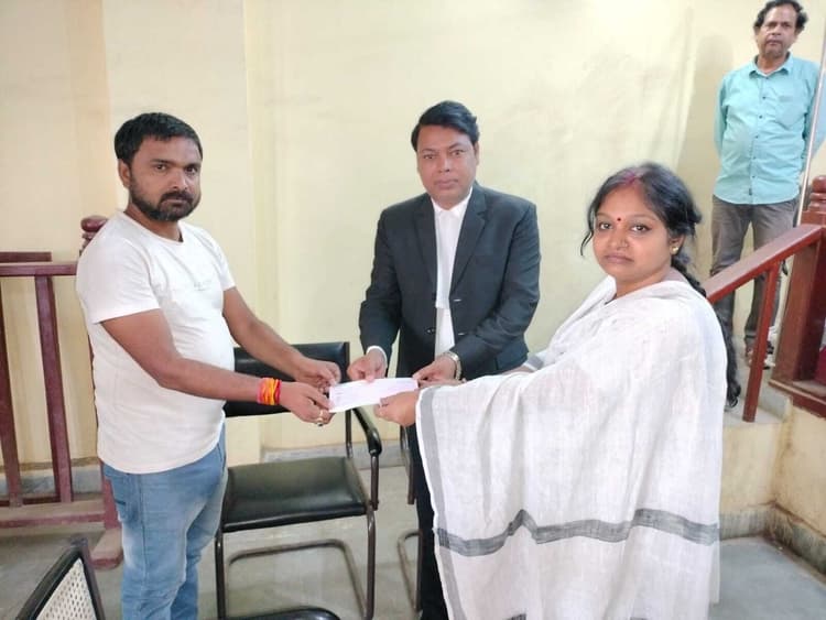 लोक अदालत में 14 वादों का निबटारा