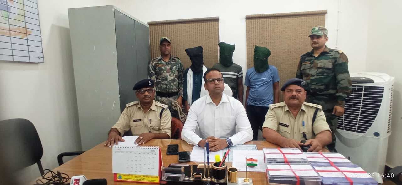 जामताड़ा, करमाटांड़ व देवघर के तीन साइबर ठग गिरफ्तार, एक फरार