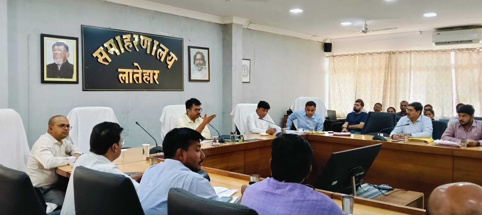 जमीन अधिग्रहण मामलों का अफसर करें निष्पादन: डीसी