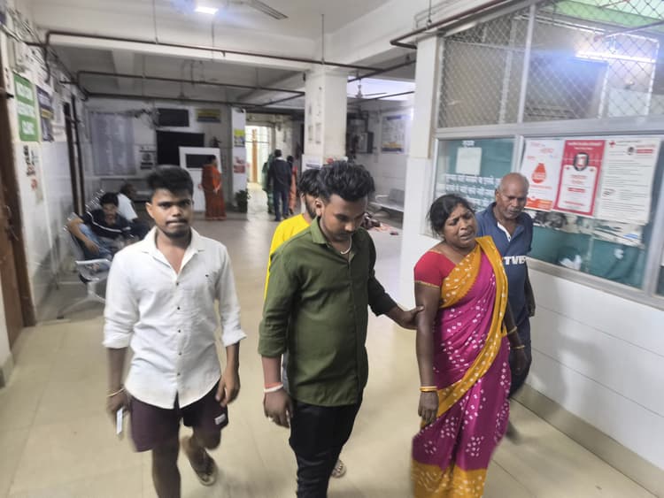 Deoghar news : पिता का आरोप, बेटे के गले में गमछा लगाकर खींचा तो दबने से हुई मौत