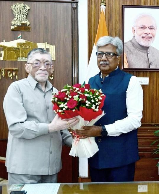 राज्यपाल से मिले कुलपति, शैक्षणिक गतिविधियों की दी जानकारी