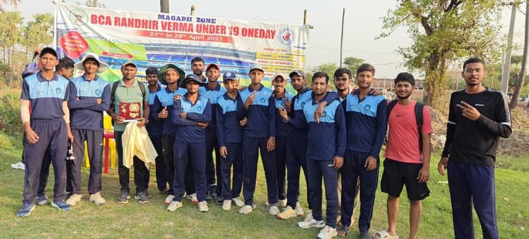 गया अंडर-19 क्रिकेट टीम नालंदा को हराकर बनी मगध जोन चैंपियन