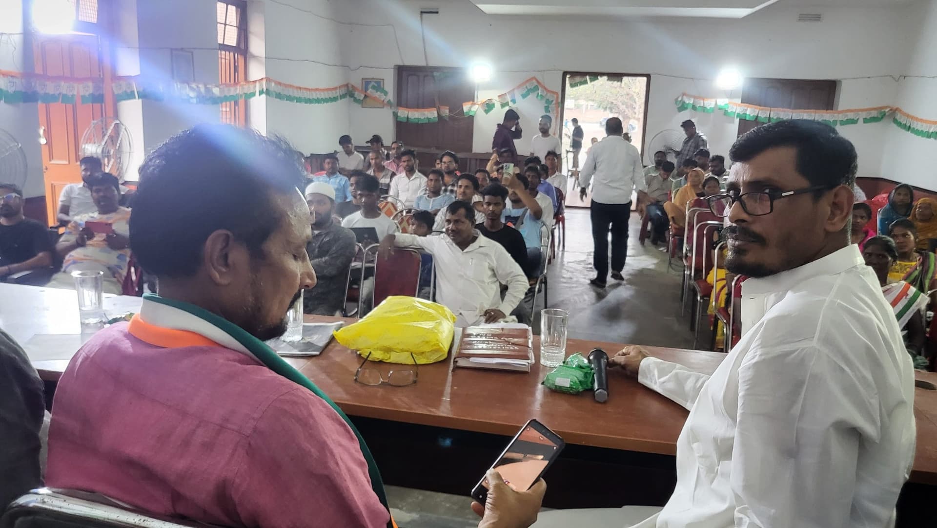 पुराने को समेट नये लोगों को जोड़ने की कांग्रेस की मुहिम तेज