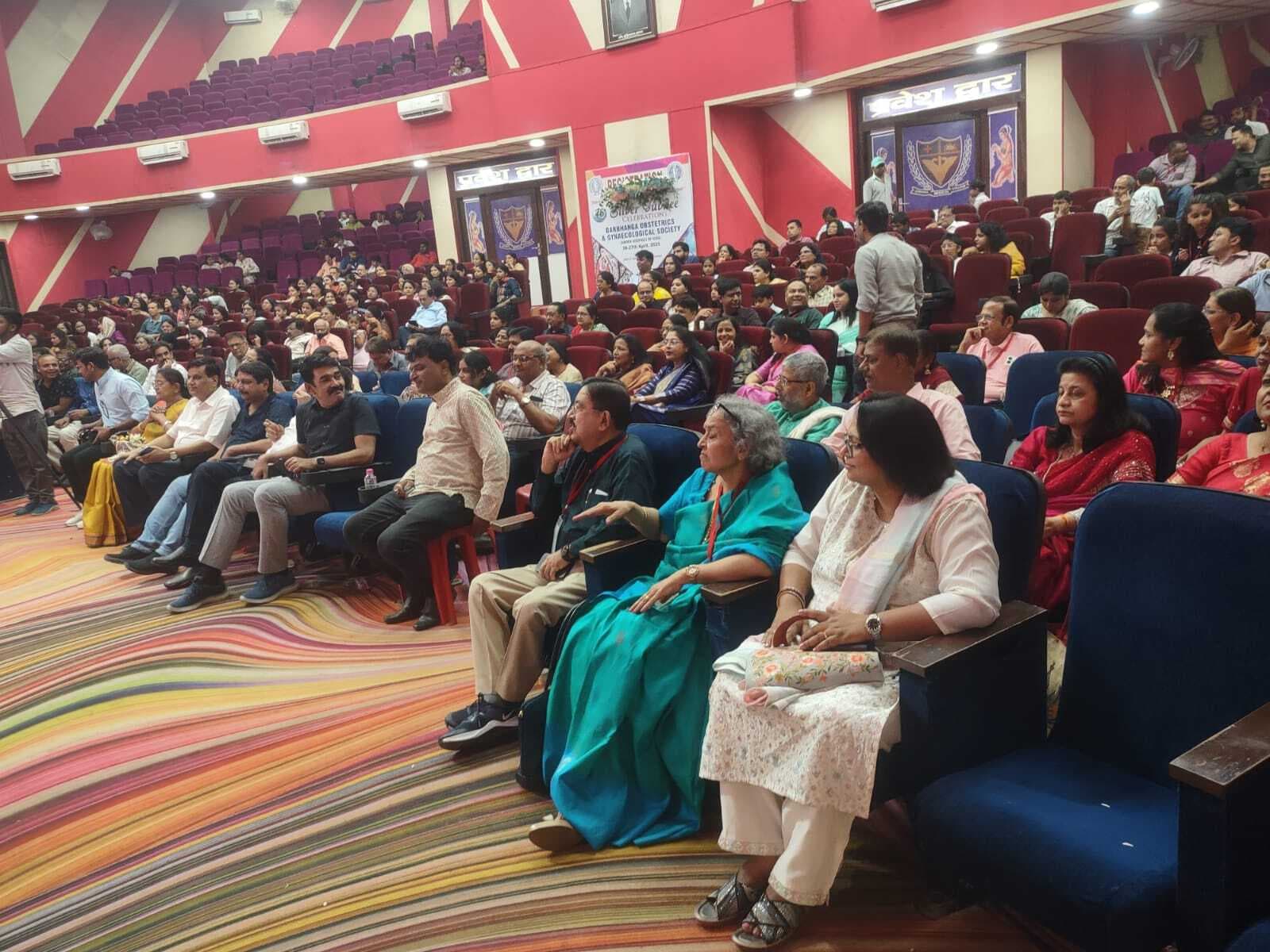 Darbhanga News: मेडिटेशन से जीवन की कठिनाइयों को हद तक किया जा सकता दूर