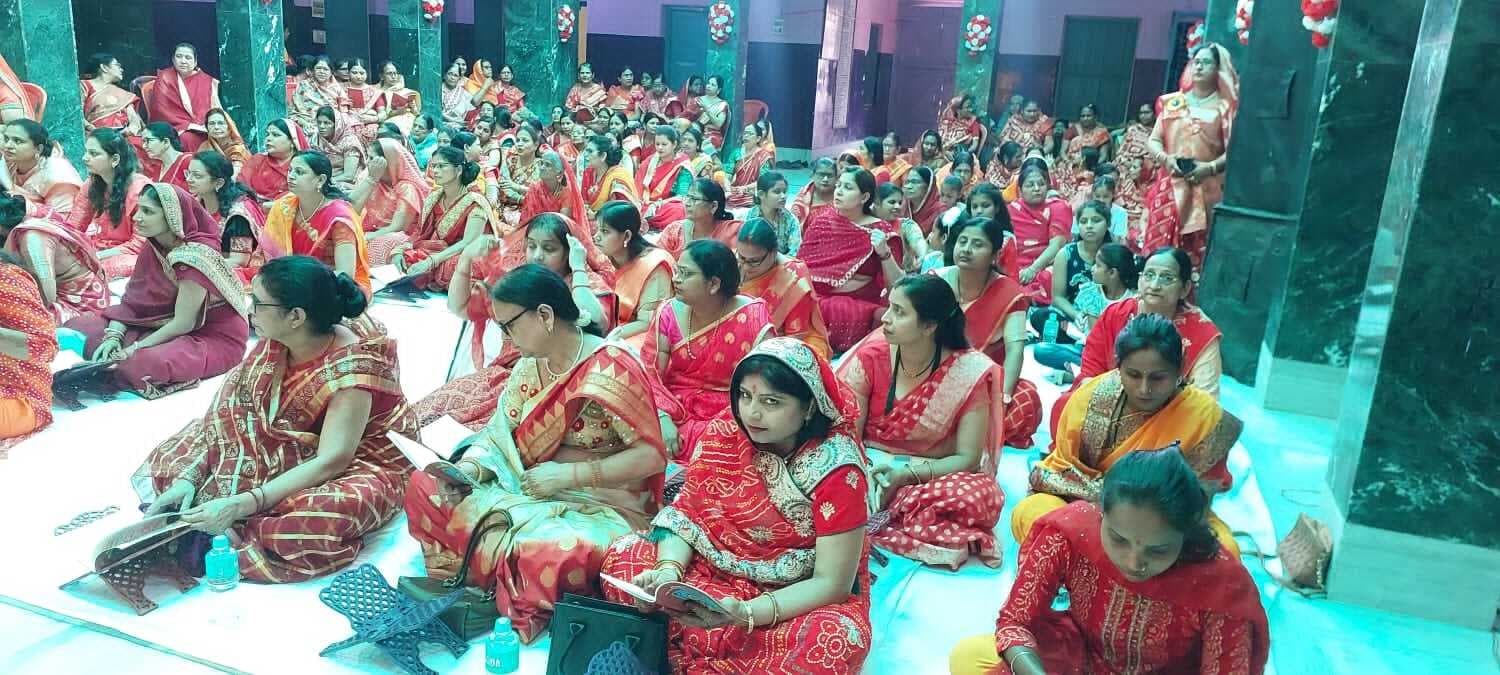 सुंदरकांड पाठ में उमड़ी भक्तों की भीड़