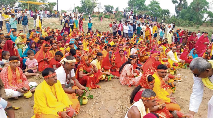 Jehanabad : श्रीमद्भागवत कथा सप्ताह ज्ञान यज्ञ व प्राणप्रतिष्ठा के लिए हुई जलभरी