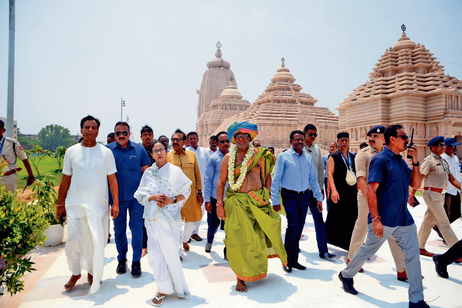 अध्यात्म व सौहार्द्र का संगम होगा दीघा: ममता