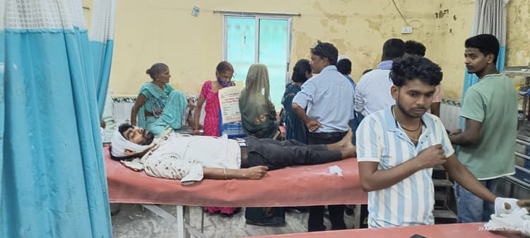 अमेठी खुर्द में रास्ते के विवाद को लेकर दो पक्षों में मारपीट, महिला सहित सात लोग हुए घायल