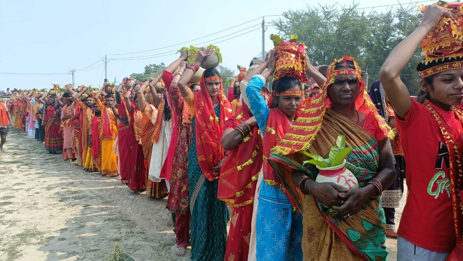 नथनपुर में नौ दिवसीय श्री श्री 108 शतचंडी महायज्ञ शुरु