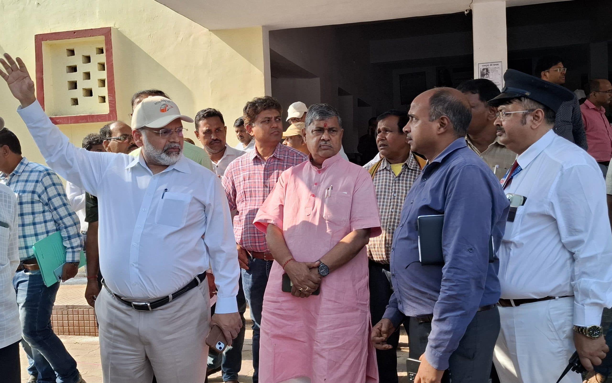 पूर्णिया कोर्ट स्टेशन पर बनेगा एक और प्लेटफॉर्म : डीआरएम