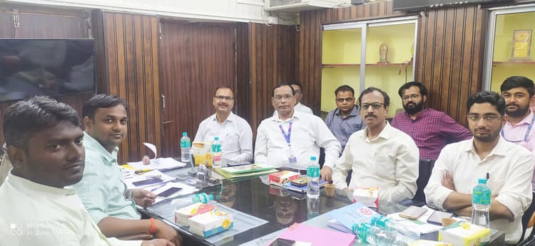 बैंकर्स समिति ने की समीक्षा बैठक