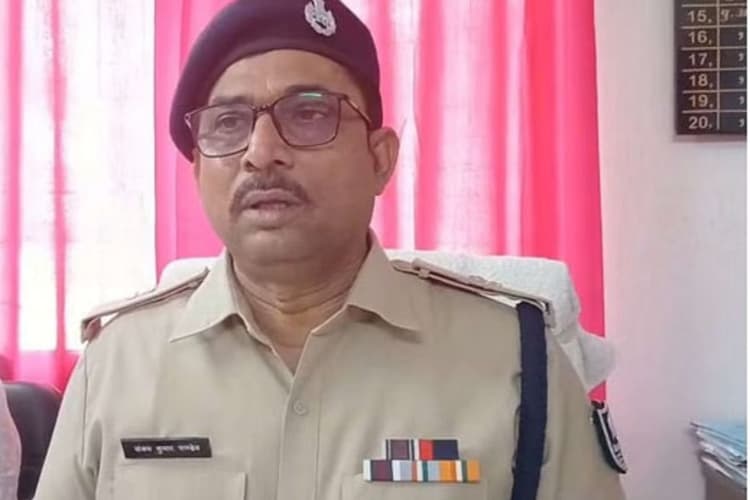 Bihar News: वाहन चोर गिरोह का भंडाफोड़, इस तरह चलता था कारों की चोरी से लेकर बिक्री तक का धंधा