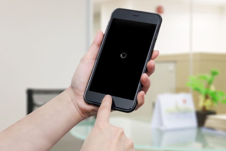 क्या आपका भी Android Smartphone हो गया है स्लो? इन 5 ट्रिक्स को फॉलो करते ही चीते की तरह दौड़ेगा फोन