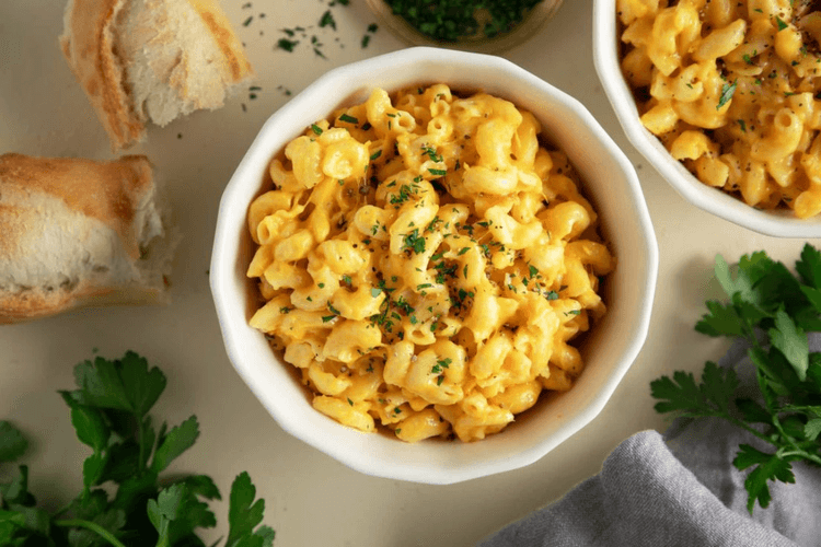 Cheesy Creamy Macaroni Recipe: बनाएं टेस्टी क्रीमी मैकरोनी बच्चों से लेकर बड़ों तक हो जाएंगे दीवाने