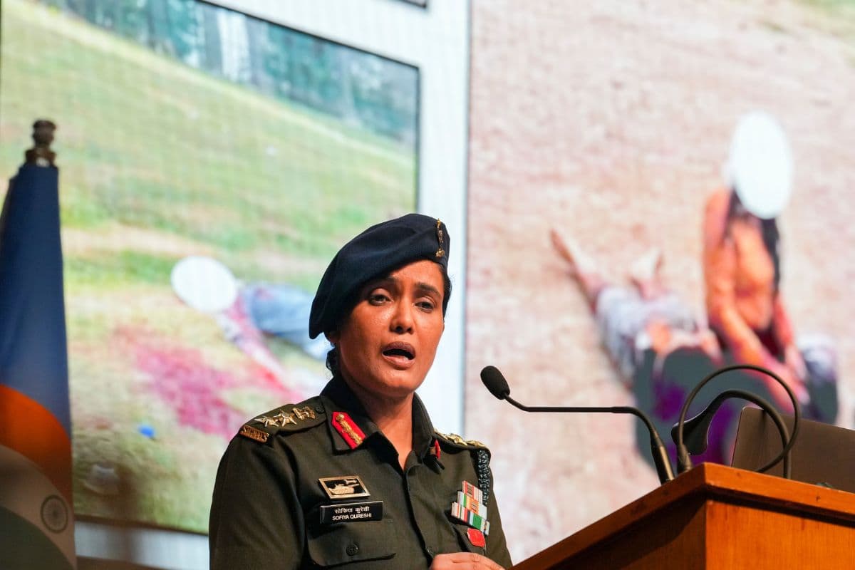 India Pakistan War: भारत ने पाकिस्तान के एयर डिफेंस सिस्टम को किया तबाह, कर्नल सोफिया कुरैशी ने पाक की खोल दी पोल