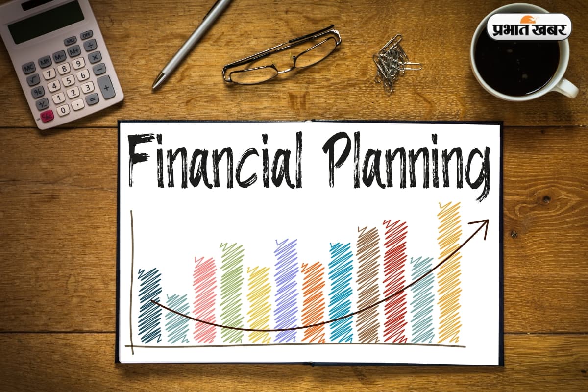 Financial Tips: Emergency Fund से लेकर रिटायरमेंट तक, आज से ही अपनाएं ये 5 स्मार्ट मनी हैबिट्स
