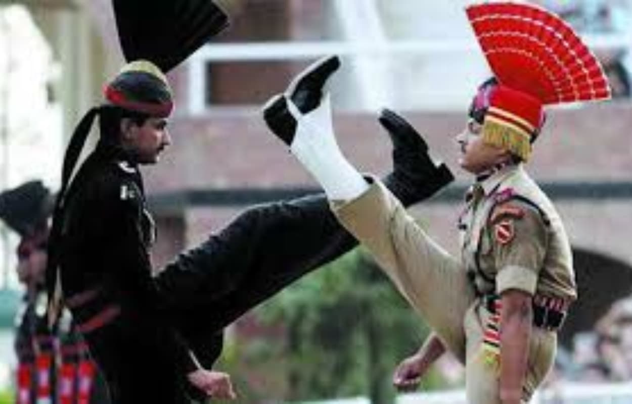 India Pakistan Tension: क्या आपको भी है बीटिंग रिट्रीट का इंतजार? जानें जनता के लिए कब खुलेगा बॉर्डर
