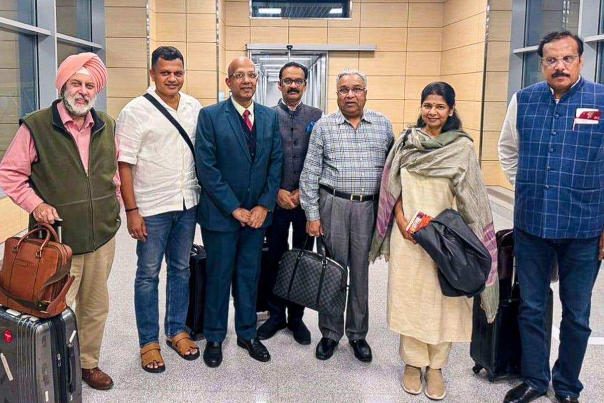 Drone Attack: मॉस्को में मौत के साए में फंसा भारत का प्रतिनिधिमंडल, ड्रोन हमले से बाल-बाल बचे सांसद