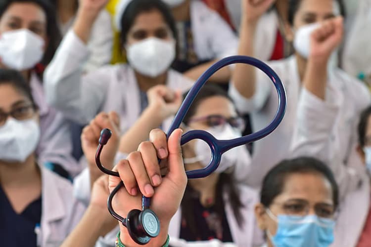NEET UG Result 2025: नीट यूजी रिजल्ट के पहले बड़ा बदलाव, यहां देखें NMC के नए नियम