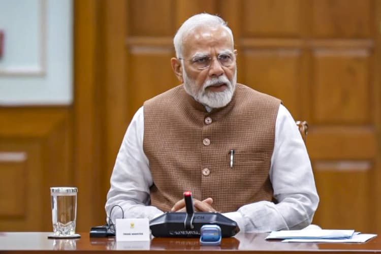 PM Tour: प्रधानमंत्री की विदेश यात्रा से देश को सशक्त बनाने में मिलेगी मदद