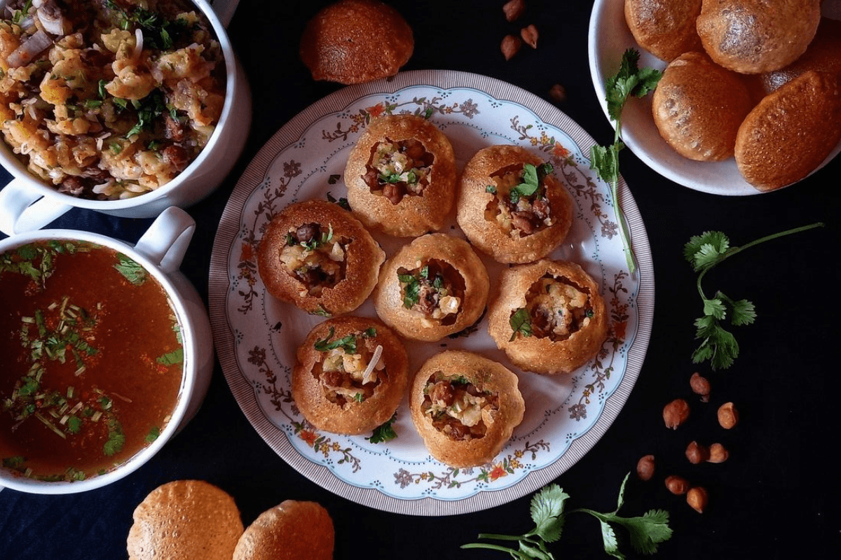 Raw Mango Pani Puri Recipe: कच्चे आम की पानी पूरी रेसिपी