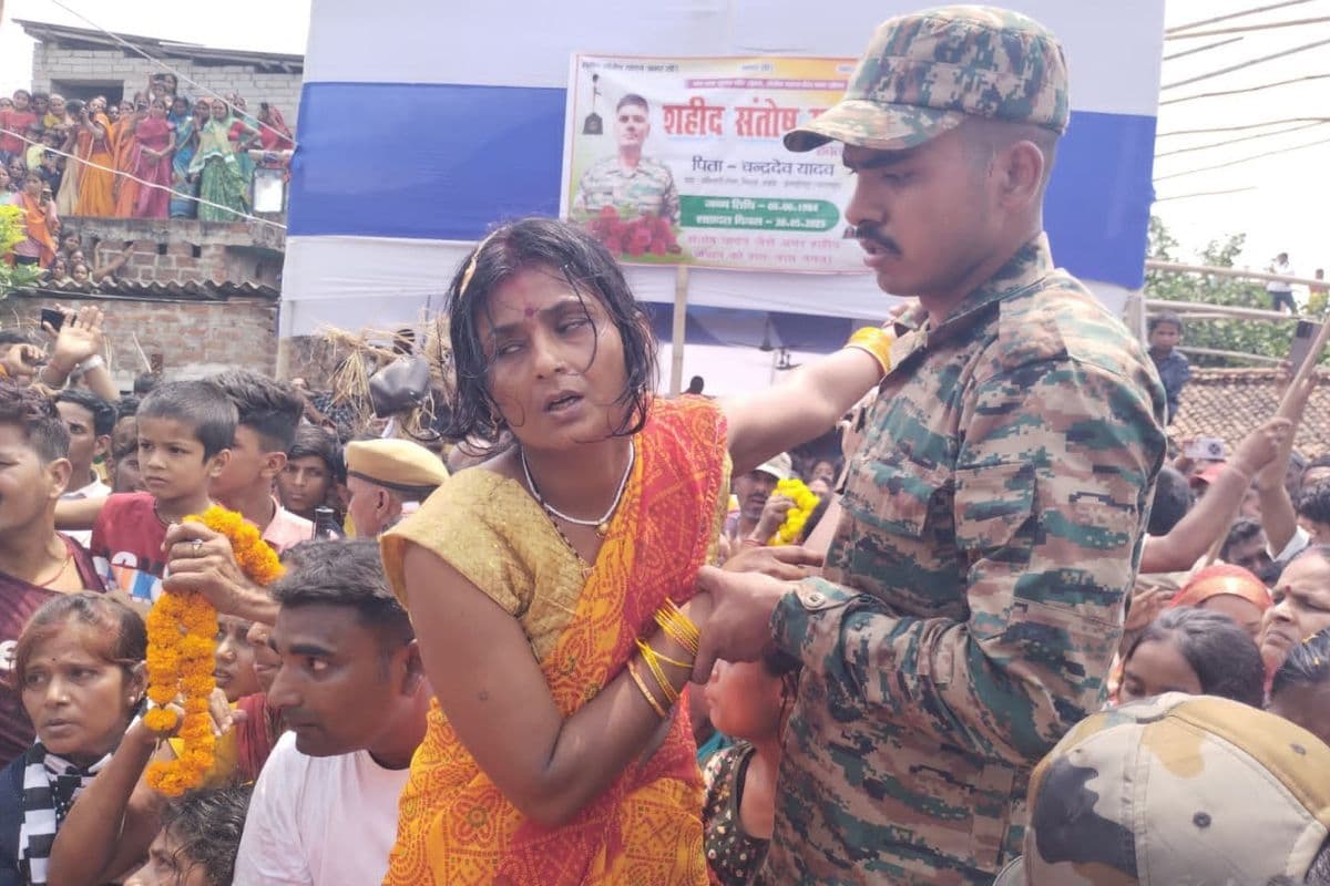 शहीद की पत्नी