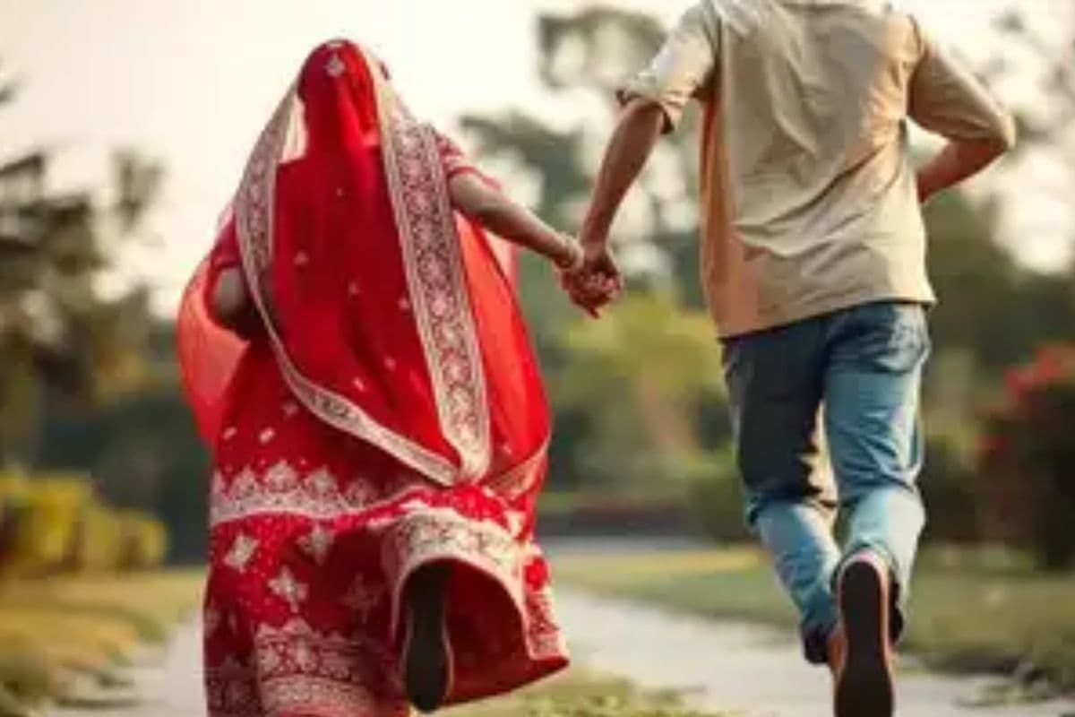 Bihar: शादी तय होते ही प्रेमी संग फरार हुई युवती, नवविवाहित ने पति को छोड़ प्रेमी से रचाई शादी