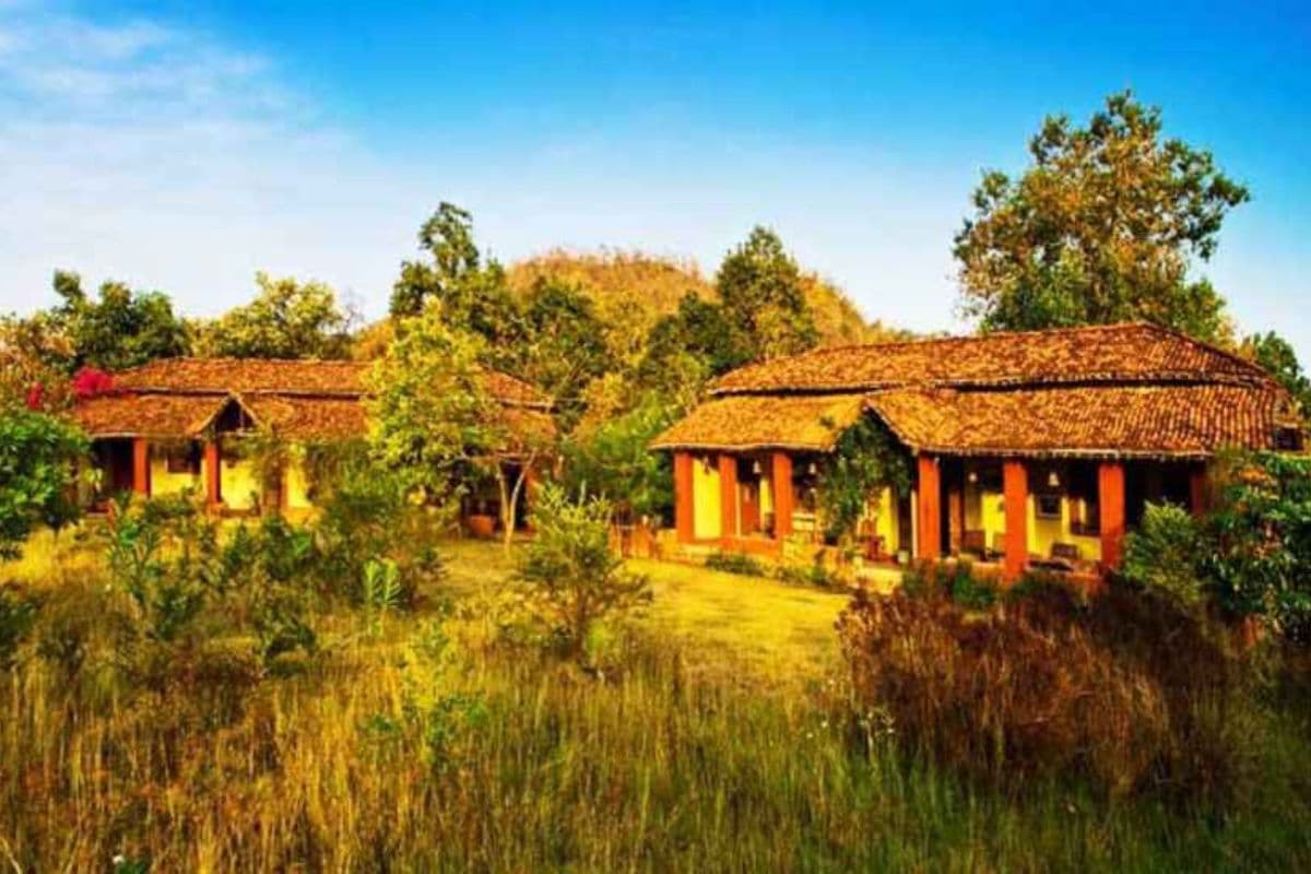 Tourist Village: 7 जिलों में विकसित होगा टूरिस्ट विलेज, 35 गांवों किया जाएगा शामिल