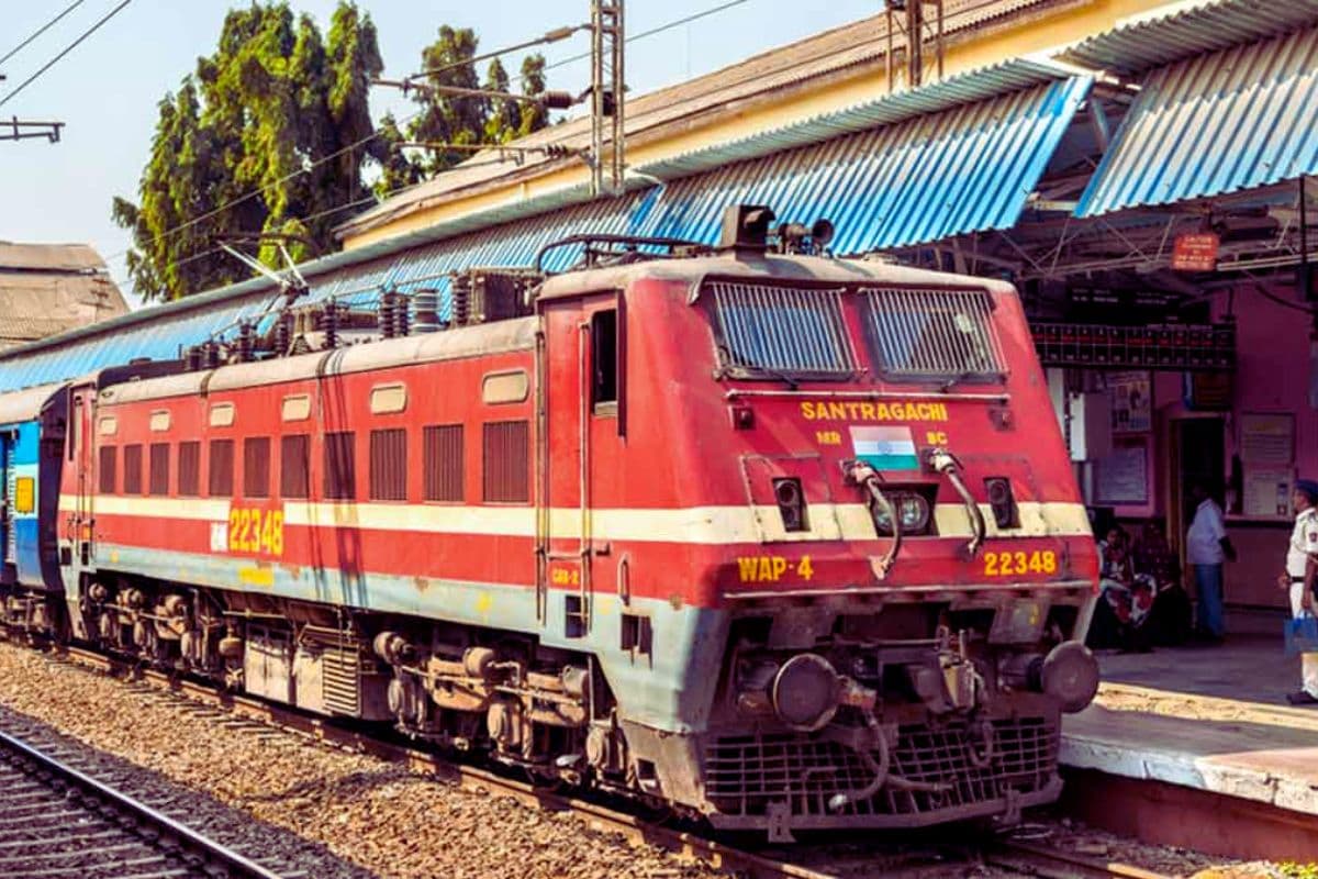 Special Train: गर्मी की छुट्टियों से पहले भारतीय रेलवे का बड़ा निर्णय, इस जिले के लोगों के लिए तीर्थ यात्रा होगा बेहद आसान Special Train: गर्मी की छुट्टियों से पहले भारतीय रेलवे का बड़ा निर्णय, इस जिले के लोगों के लिए तीर्थ यात्रा होगा बेहद आसान